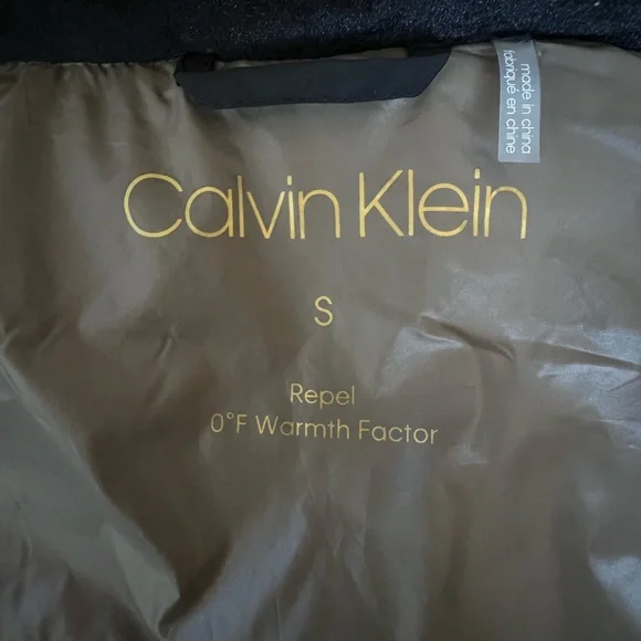 Calvin Klein Women’s Faux Fur Trim Hooded Puffer Coat - Picture 9 of 14